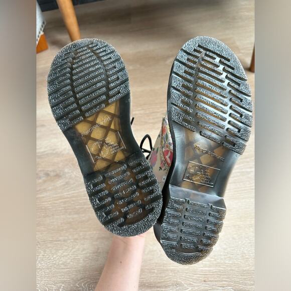 Dr. Martens Floral Mash Up Leather 1460's Size 6 NWT - Picture 8 of 10